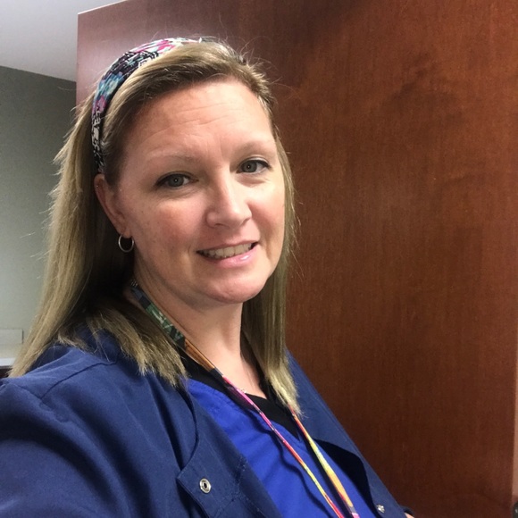 Meet your Posher, Misty - Picture 1 of 1